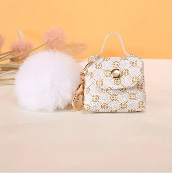 Designer Print Fashion Key charm - Picture 2 of 3